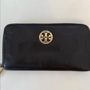 Tory Burch Carson Zip Continental Wallet Black